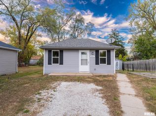 2221 W Tripp Ave, Peoria, IL 61604