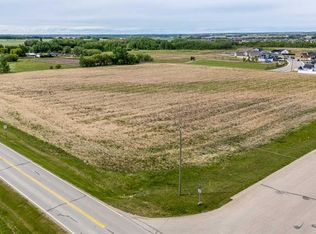 4602 34th St, Lacombe, AB T4L 0G6