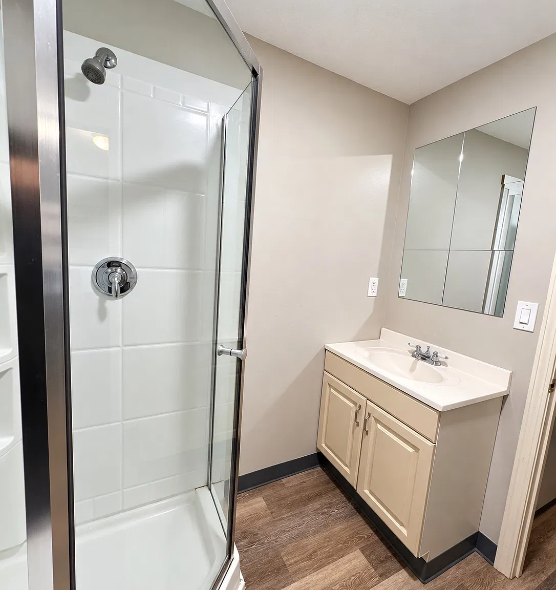 Studio, $1,395 — Photo 4