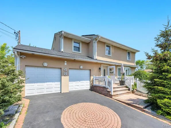 48 E Grove Street, Massapequa, NY 11758