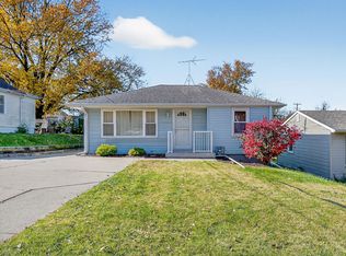 5402 SW 8th St, Des Moines, IA 50315