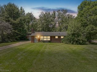10962 Helmut Dr, Chardon, OH 44024