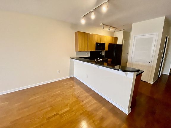 3rd image of 388 Boush St Unit 208