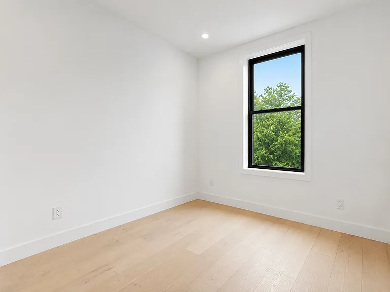 255 Weirfield St #3 — Photo 7
