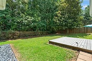 304 Laurel Glen Xing — Photo 33
