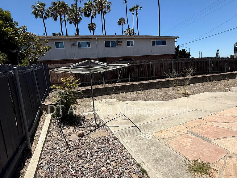 6405 Zena Dr — Photo 8