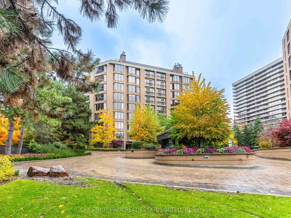 70 Rosehill Ave #406, Toronto, ON M4T 2W7