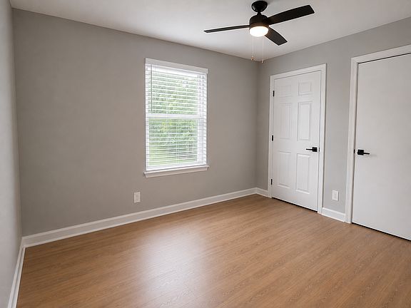 5th image of 401 E River St APT B