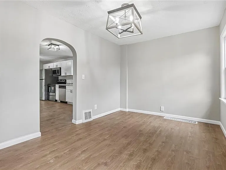 3535 Erin Ave — Photo 3