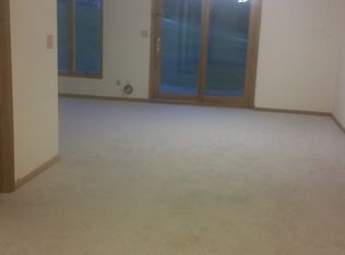 33485 Hilton Rd, Edgewood, IA 52042