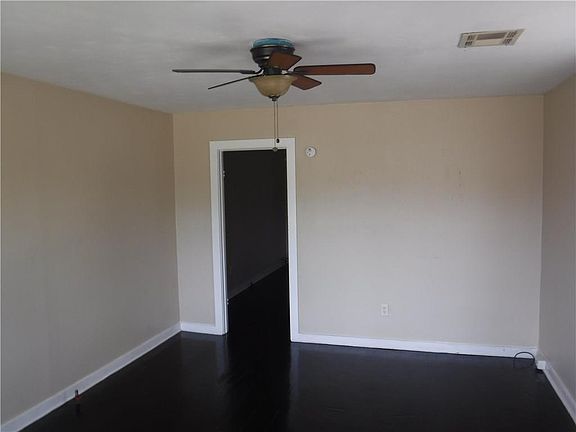 2nd image of 447-49 2nd Ave