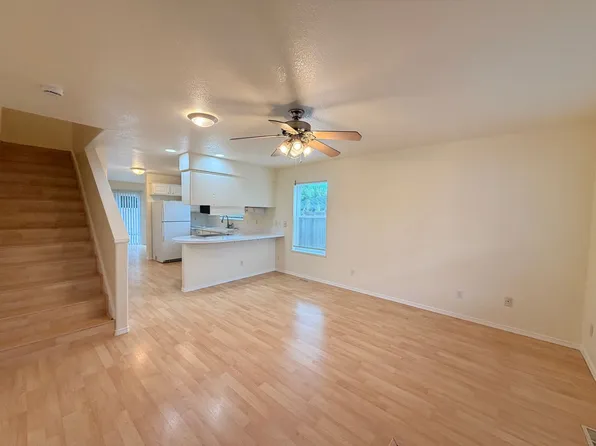 6113 NE 8th Ave, Portland, OR 97211