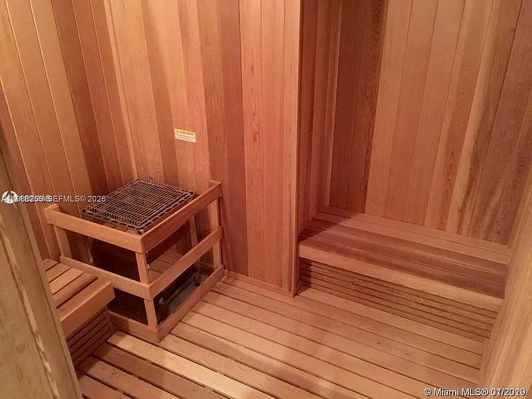 154 NE 1st St #801 — Photo 13