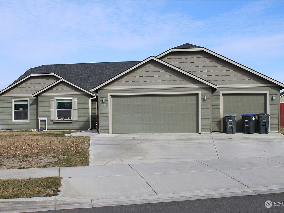 1st image of 1328 E Egeland Drive