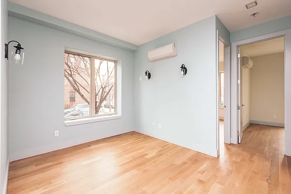 Rented by Nooklyn NYC LLC | media 35