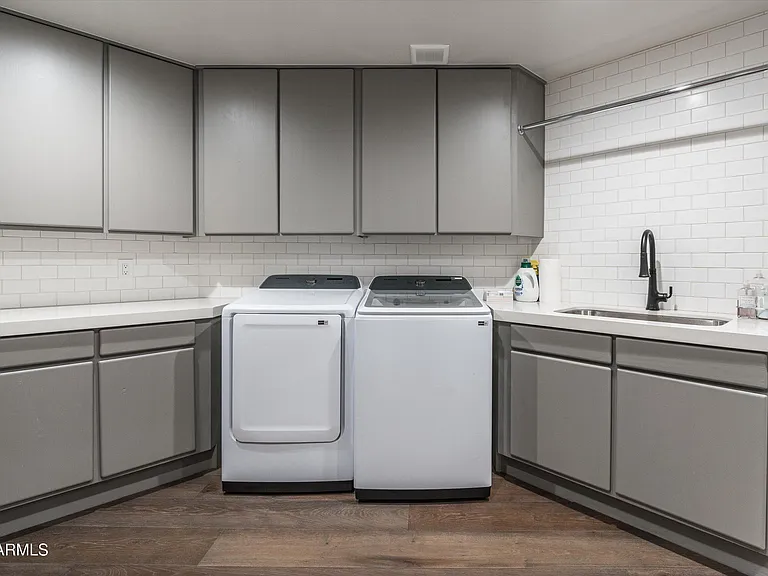 37661 N 94th St — Photo 45
