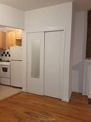 Rented by City Connections Realty | media 15