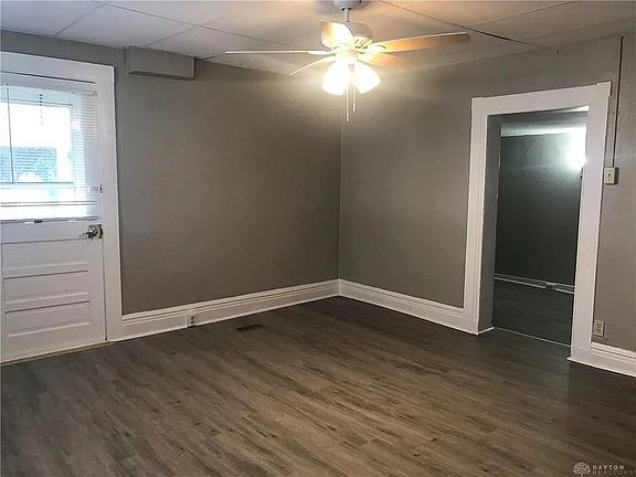 2nd image of 528 New St