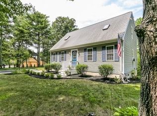 19 Station St, Wareham, MA 02571