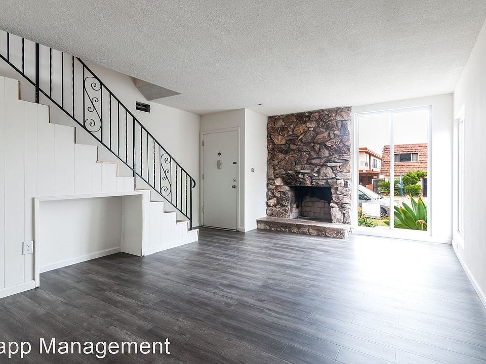 1st image of 539 Hyde Park Pl APT 1