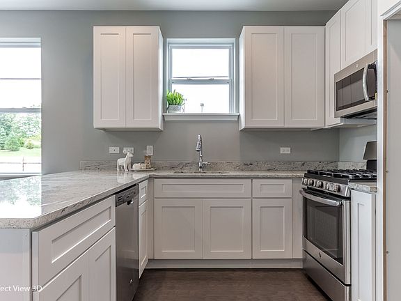 5th image of 2394 Newberry Ln