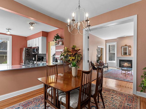 5th image of 2439 Park Ave #F