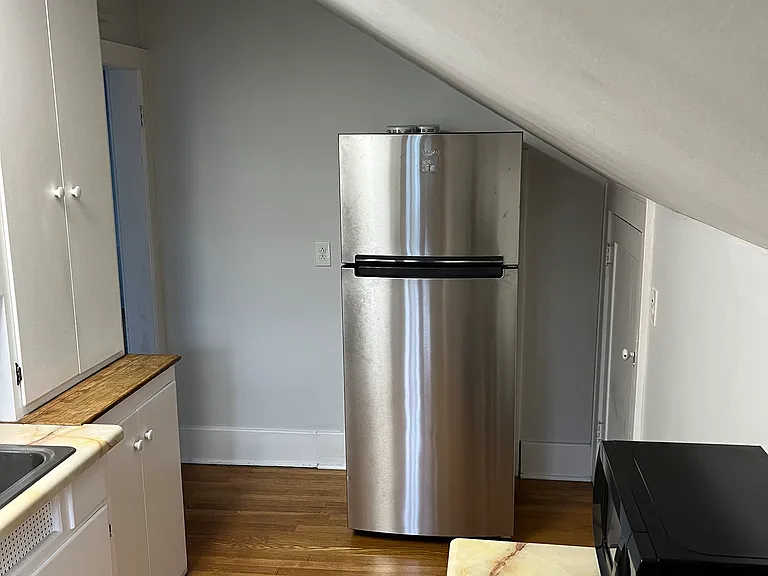 2 Avon Pl #B — Photo 6