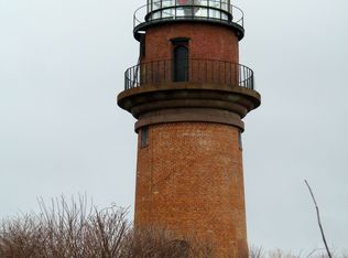 5 Windy Hill Dr, Aquinnah, MA 02535