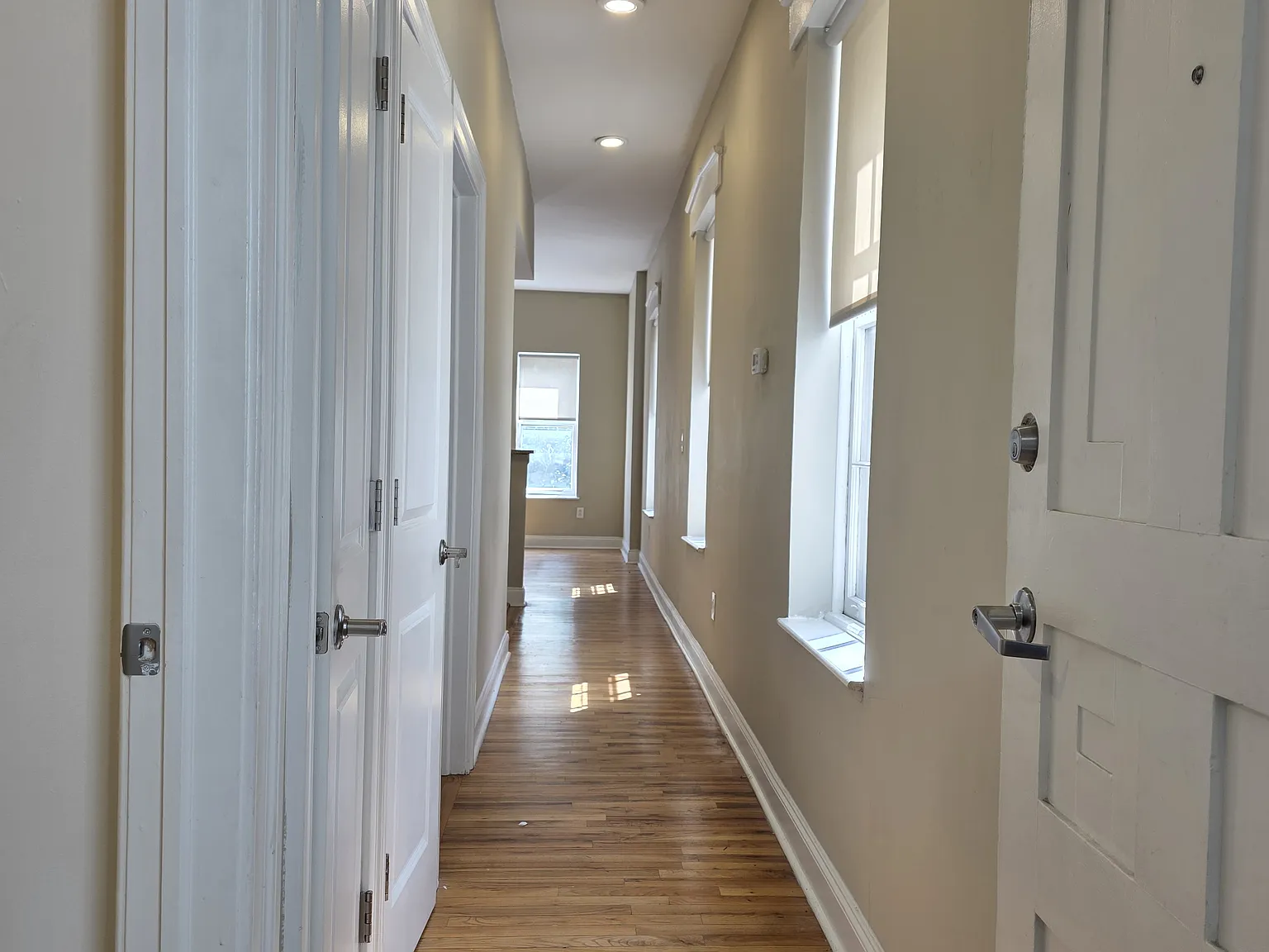 1114 Pine St — Photo 2