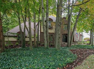 17163 Willow Wood Dr, Strongsville, OH