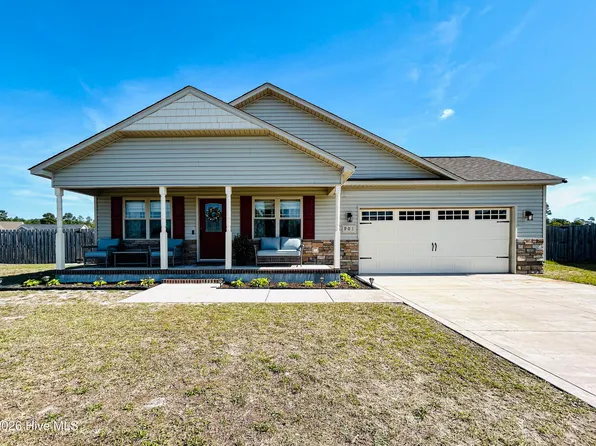901 Purvis Court, Richlands, NC 28574