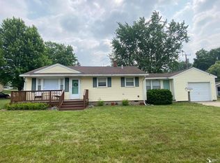 405 Washington St, Dundee, MI 48131