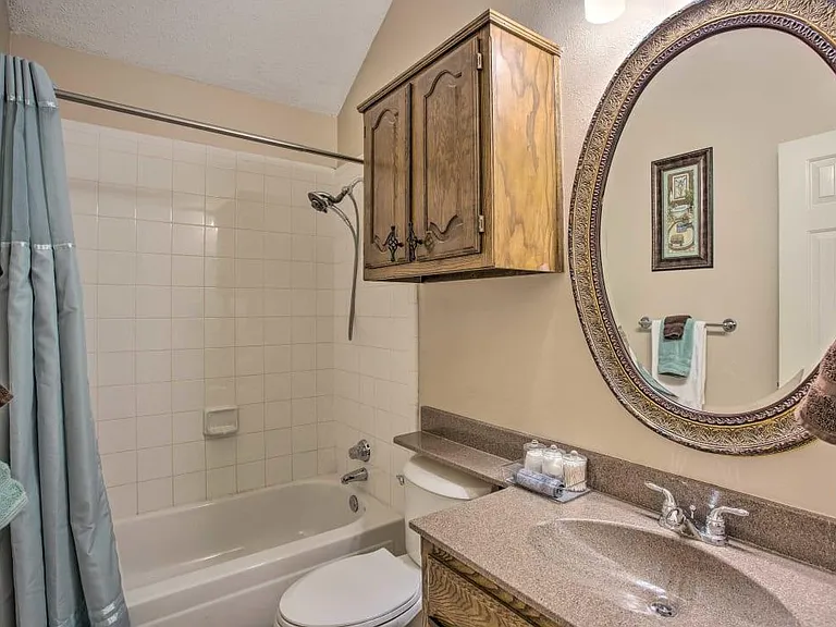 6325 Wildhaven Dr — Photo 16