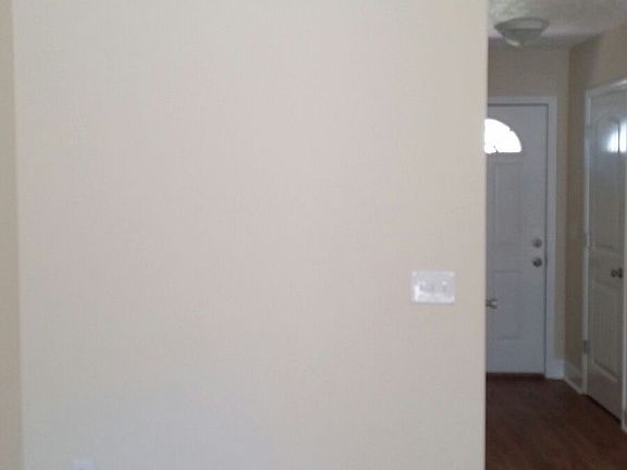 4th image of 5780 Gleneden Dr
