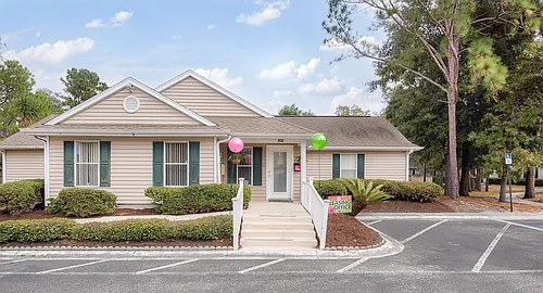 Hillwood Pointe Apartments Photo 1