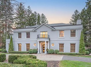 2192 Yarmouth Rd, Bloomfield Hills, MI 48301