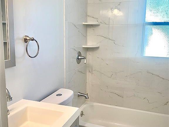 5th image of 4611 Burkett Cir