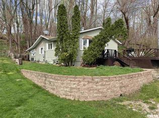 202 E 21st Ave, Coal Valley, IL