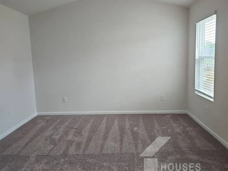 338 Prosperity Ln — Photo 16
