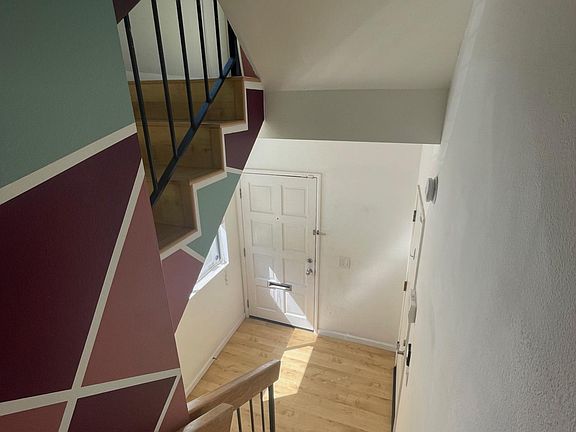 3rd image of 709 Micheltorena St #1/2