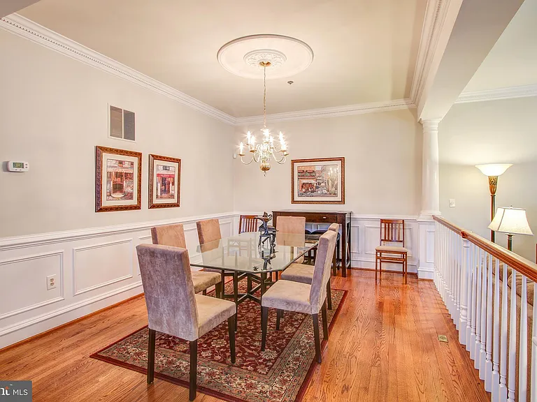 9700 Whitley Park Pl #Townhouse 19 — Photo 5