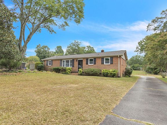 2nd image of 107 Berea Dr