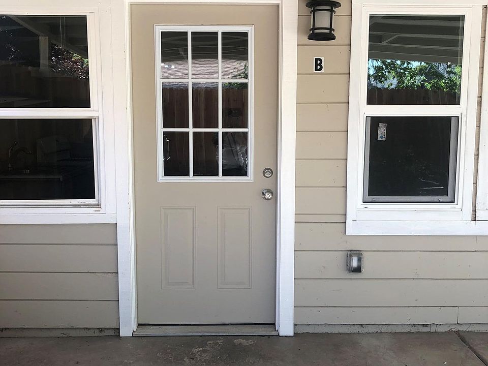 1st image of 3521 Mahogany St #B