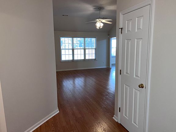 2nd image of 2715 Devereux Dr