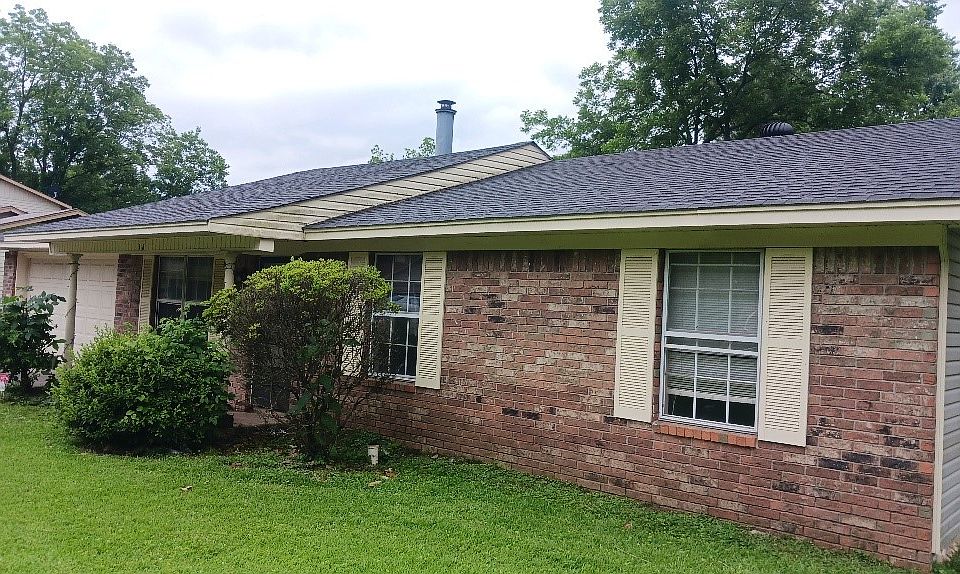 1st image of 18 Devereaux Dr