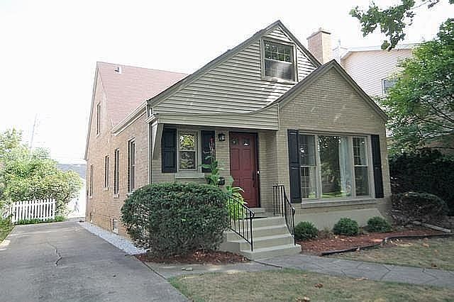 For Sale: 6747 North Octavia, Chicago, IL 60631