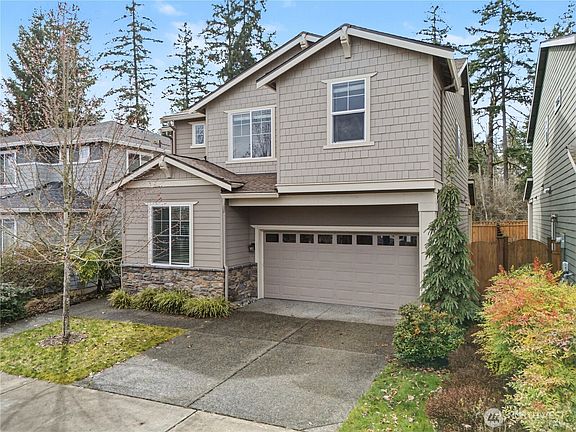 3rd image of 13134 180th Avenue E