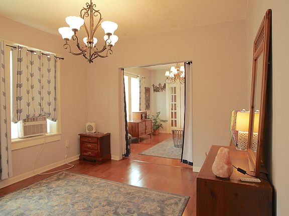 5th image of 1629 Pauline St #1629