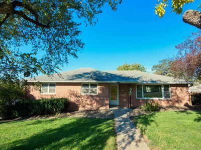104 N East St, Weeping Water, NE, 68463