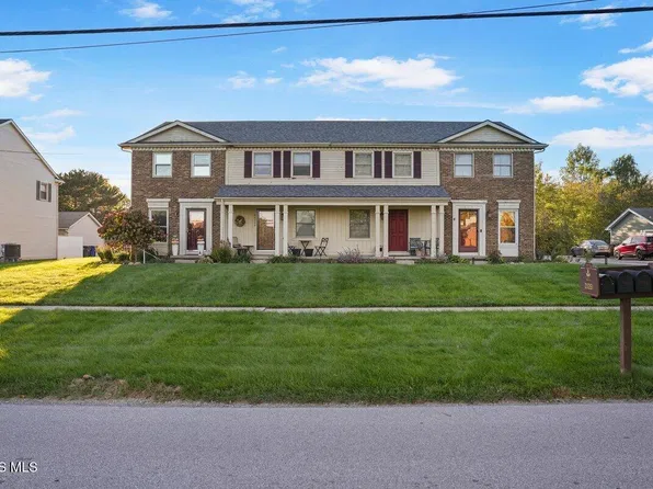 28357 Simmons Rd, Perrysburg, OH 43551